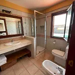 Muy Tranquila Con Piscina Privada Villa