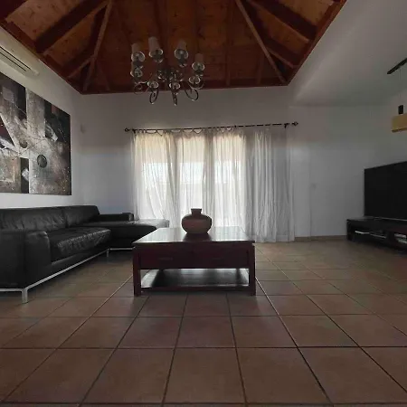 Muy Tranquila Con Piscina Privada * Коста Бланка