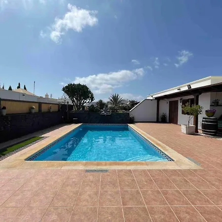Muy Tranquila Con Piscina Privada Коста Бланка